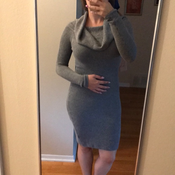 Gray turtleneck long sleeves dress - Picture 4 of 4
